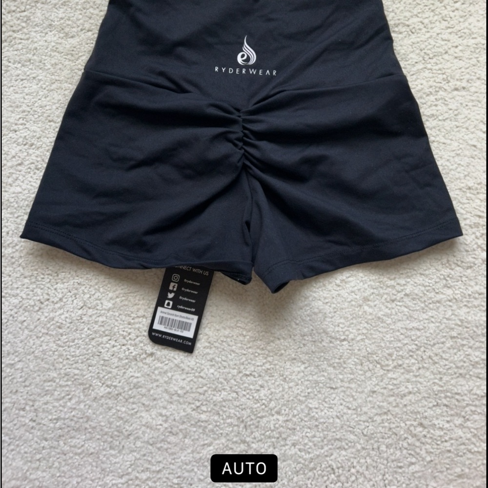 Ryderwear Animal scrunch Bum Black High-Waisted Shorts - Picture 10 of 10